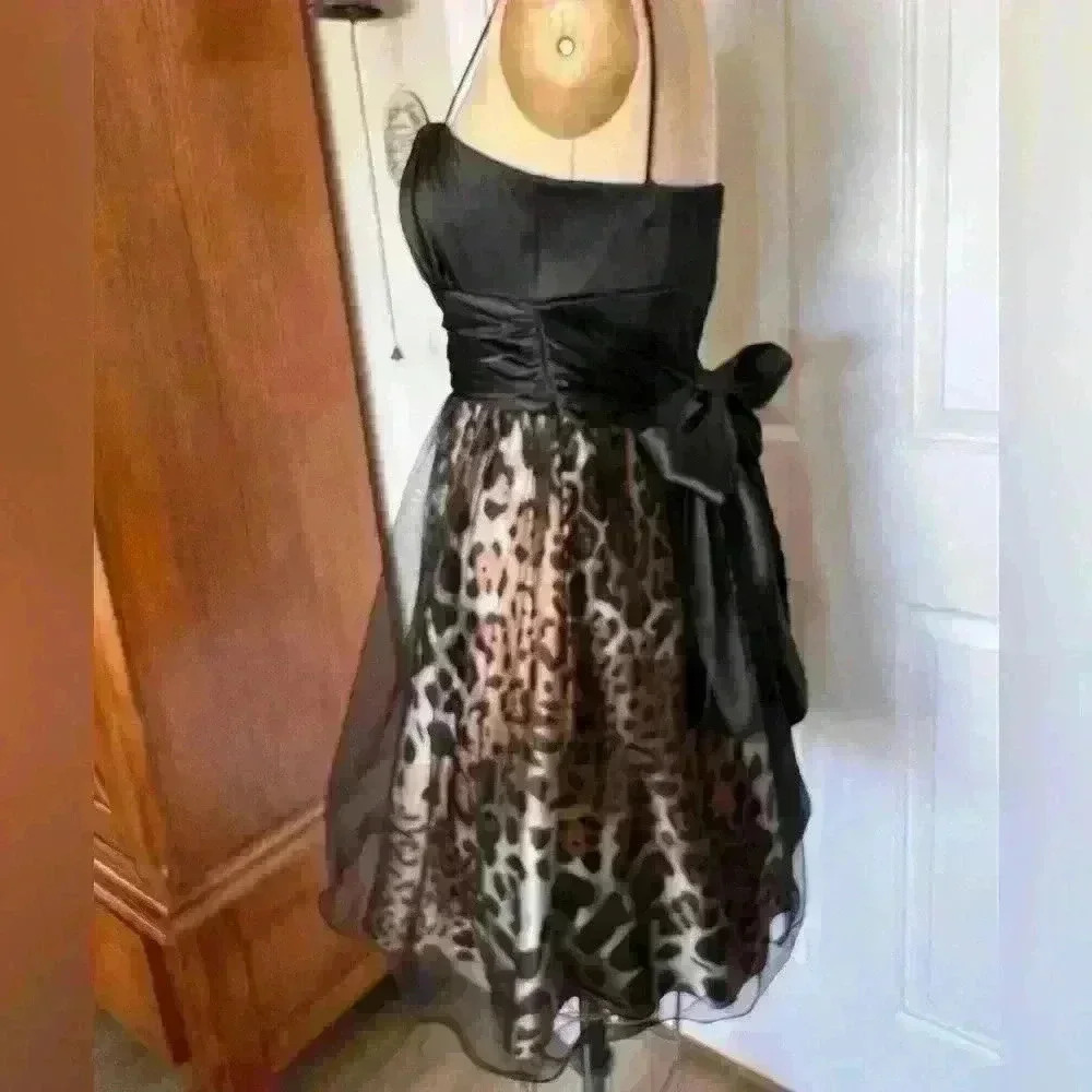 Blondie Nights, Fun Leopard Print, and Black Cocktail Dress. Size 1 - Picture 5 of 10
